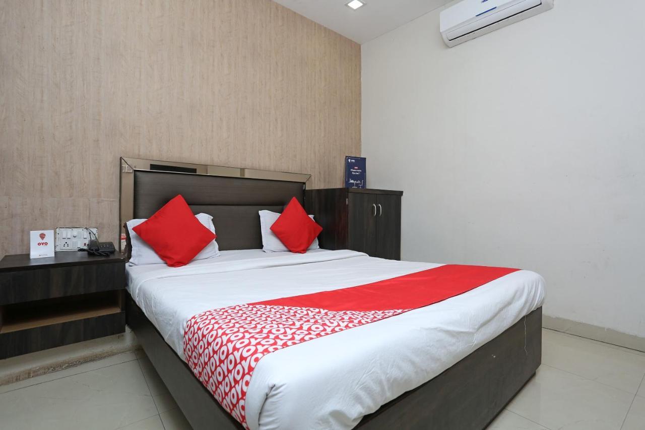 Oyo 6325 Hotel Kiran Rāipur Zewnętrze zdjęcie