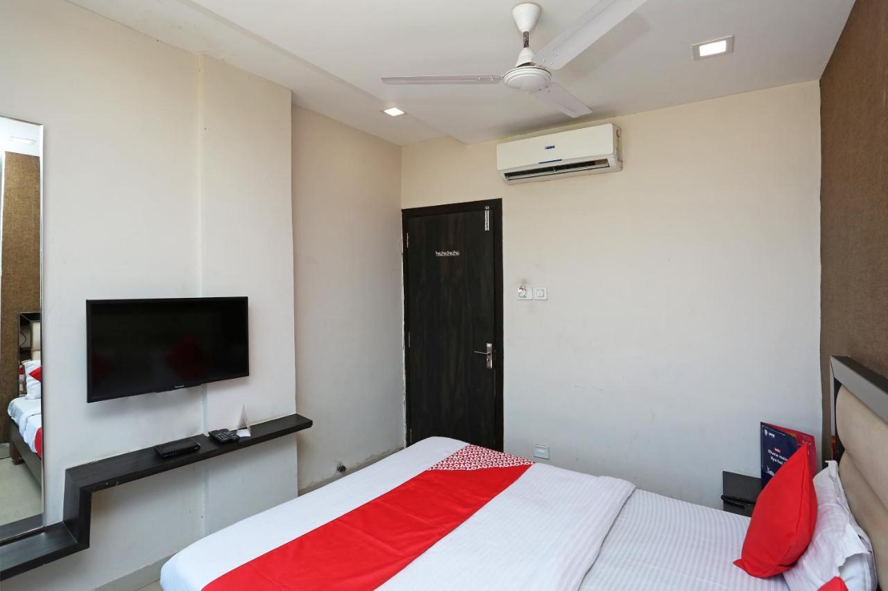 Oyo 6325 Hotel Kiran Rāipur Zewnętrze zdjęcie