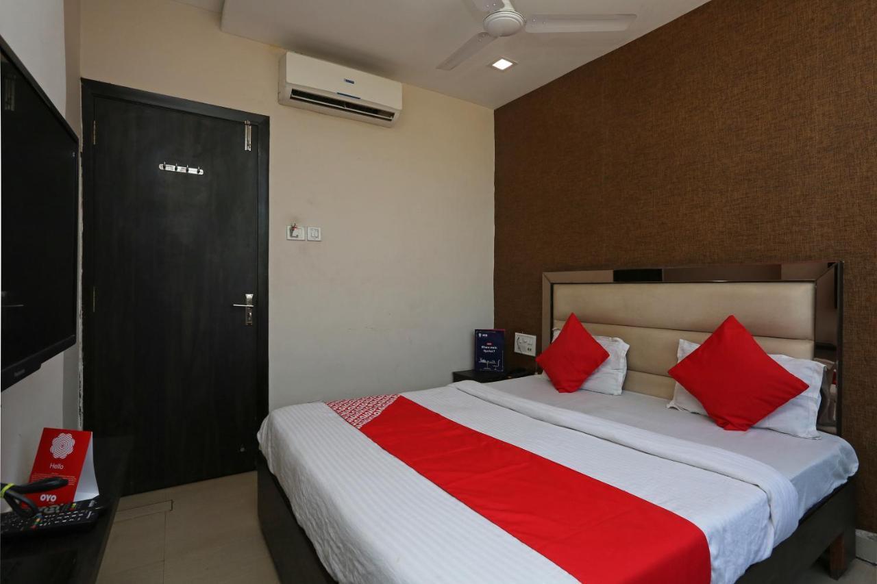 Oyo 6325 Hotel Kiran Rāipur Zewnętrze zdjęcie